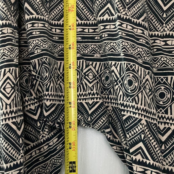 Forever 21 Tribal Print Harem Pants One Size - Picture 8 of 11